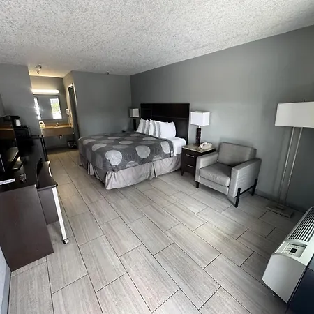 Budget Inn Sanford International Airport-2